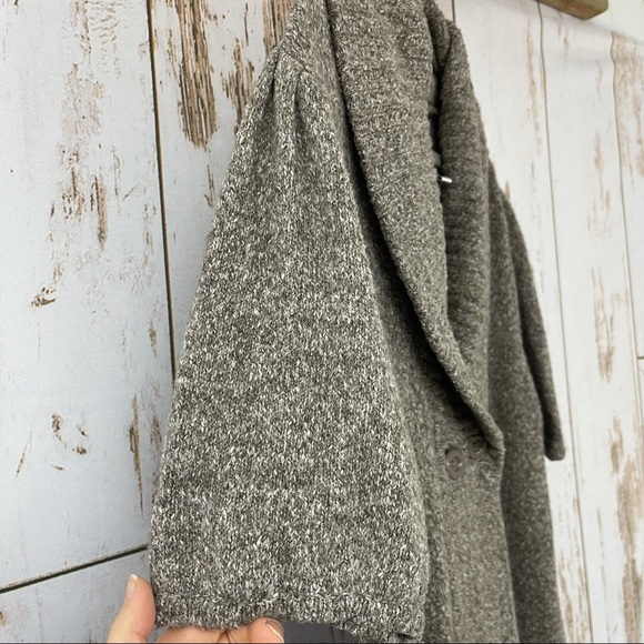 Duo Maternity Sweater, Size 1X. Soo soft! Brownish Grey in excellent condition! - Picture 4 of 6